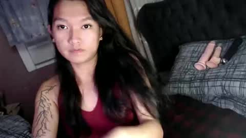 NEWRA  ALLISON online show from 02.17.26