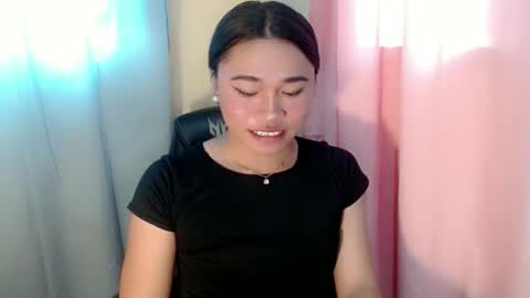 Snapshot of urasian_pinayxxx chatting on 05.25.26 Alvie online show from 05.25.26