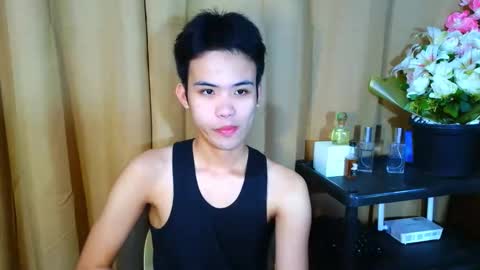 urasiancumboix2 online show from 10.29.25