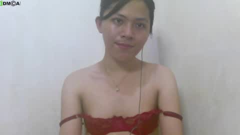 Snapshot of urasianlover69x chatting on 01.21.25 rai online show from 01.21.25