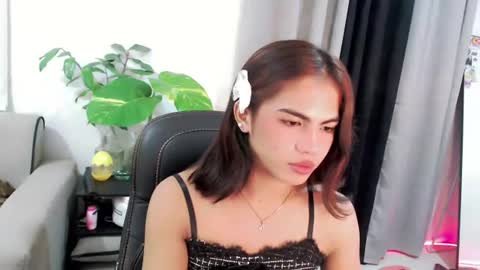 Snapshot of urbaby_anthony chatting on 06.15.26 urbaby_anthony online show from 06.15.26