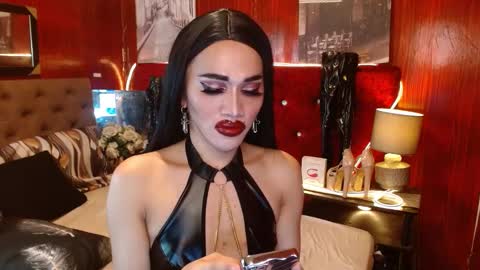 KENDALL online show from 12.11.24