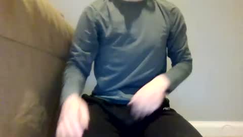 Snapshot of urdadsfleshlight chatting on 07.17.26 Stratton online show from 07.17.26