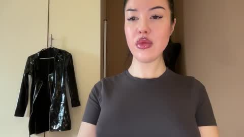 Margo online show from 11.28.25