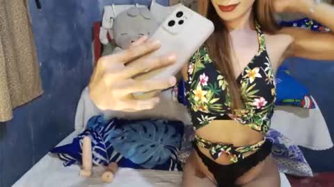 Snapshot of urdream_angela chatting on 04.22.26 Hot Angel online show from 04.22.26