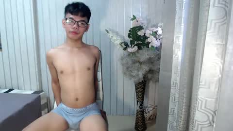 urdreamboy_doms online show from 04.27.26