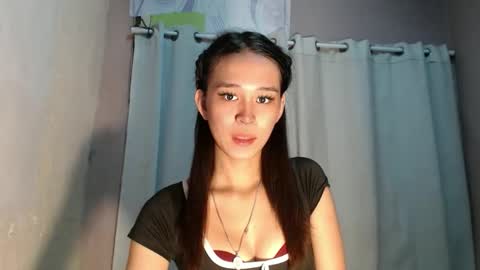 Snapshot of urdreamgirl_stephanie chatting on 06.10.26 stephanie online show from 06.10.26
