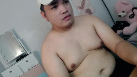 Snapshot of ure_fattytoy143 chatting on 07.22.26 ure_fattytoy143 online show from 07.22.26