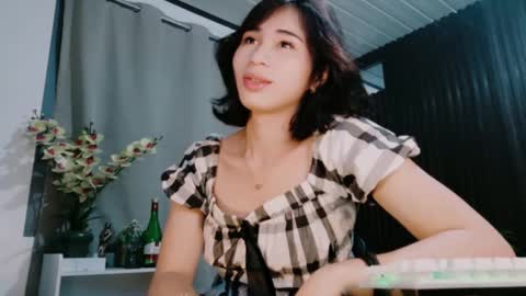 urfave_bbgirl online show from 12.05.25