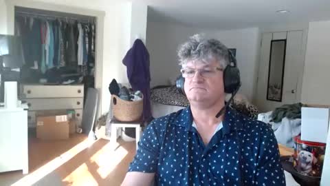 Snapshot of urfavteach50 chatting on 03.11.25 Gregor online show from 03.11.25