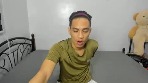 urfucker_vinz online show from 02.06.26