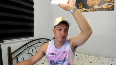 urfucker_vinz online show from 07.16.26