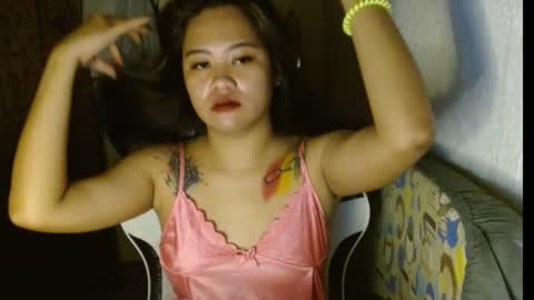 Snapshot of urfynestasian chatting on 12.26.24 urfynestasian online show from 12.26.24