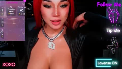 Snapshot of urgoddess_bella chatting on 10.15.25 My bella 3 online show from 10.15.25