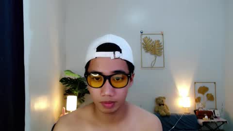 Snapshot of urguy_habibi chatting on 01.10.26 Bib online show from 01.10.26