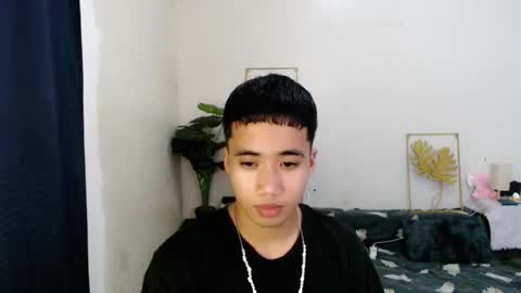 Snapshot of urguy_habibi chatting on 01.18.26 Bib online show from 01.18.26