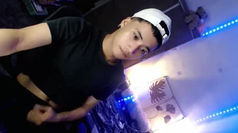 Snapshot of urguy_habibi chatting on 02.13.26 Bib online show from 02.13.26