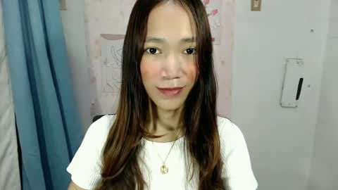 Snapshot of urhot_athena chatting on 06.20.26 urhot_athena online show from 06.20.26
