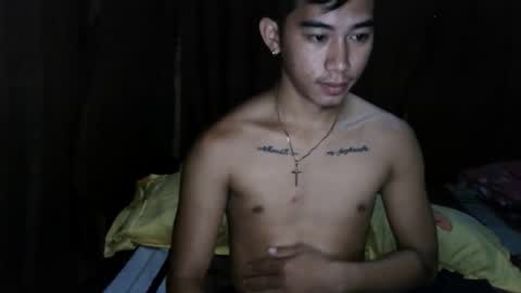 Snapshot of urhot_joshxx chatting on 11.21.25 Josh online show from 11.21.25