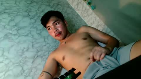 Snapshot of urhot_kharlxoxo chatting on 04.29.26 john carlo online show from 04.29.26