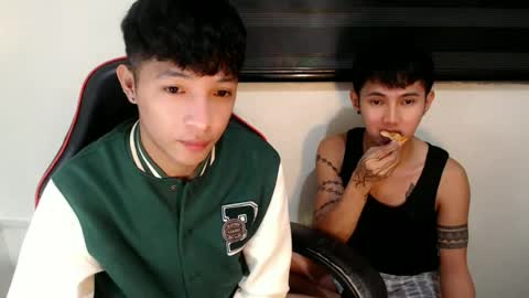 Snapshot of urhotethanxx chatting on 06.24.26 Ethan online show from 06.24.26