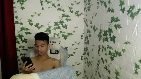 Snapshot of urhotfuckingass chatting on 01.26.25 richard online show from 01.26.25