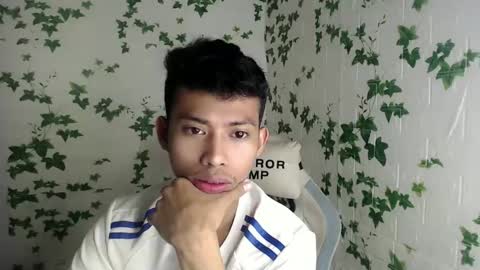 Snapshot of urhotfuckingass chatting on 02.10.25 richard online show from 02.10.25