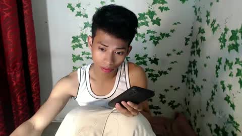 Snapshot of urhotfuckingass chatting on 02.21.25 richard online show from 02.21.25