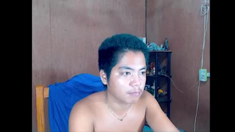 Snapshot of urhotgian chatting on 06.17.26 urhotgian online show from 06.17.26