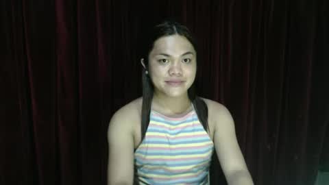 Snapshot of urhottie_bella chatting on 05.15.26 urhottie_bella online show from 05.15.26