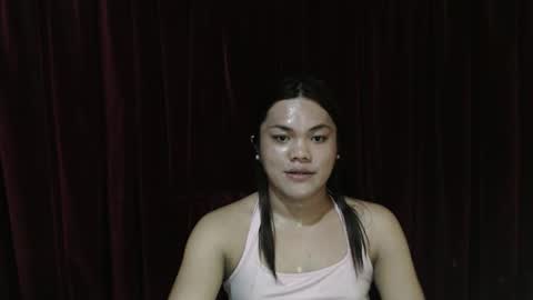 Snapshot of urhottie_bella chatting on 05.19.26 urhottie_bella online show from 05.19.26