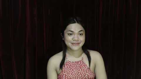 Snapshot of urhottie_bella chatting on 05.21.26 urhottie_bella online show from 05.21.26