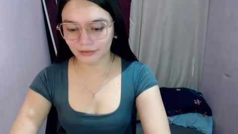 Snapshot of urhottiest_katey chatting on 07.16.26 Katey online show from 07.16.26