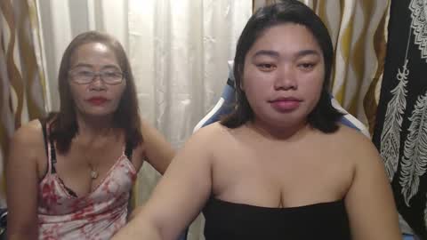 Snapshot of urhotvivian11 chatting on 12.17.24 urhotvivian11 online show from 12.17.24