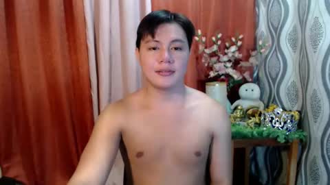 Snapshot of urhunky_ivan chatting on 12.04.24 urhunky_ivan online show from 12.04.24