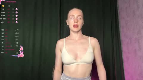 ElizabethLizy online show from 09.08.25