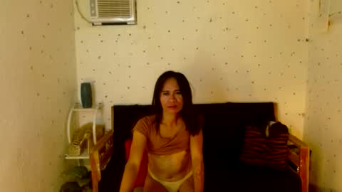 urlovely_che online show from 10.07.25