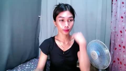 Snapshot of urloverjasmine_xx chatting on 05.15.26 urloverjasmine_xx online show from 05.15.26