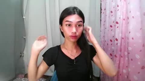 Snapshot of urloverjasmine_xx chatting on 05.18.26 urloverjasmine_xx online show from 05.18.26