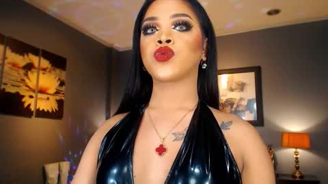 UrMajestyTyra online show from 03.05.26