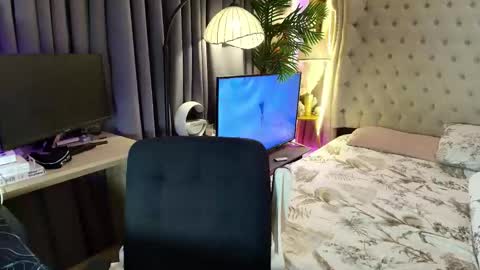 Snapshot of urnatty_guy chatting on 05.30.26 ander online show from 05.30.26