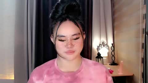 Snapshot of urnaughty_ceciliaxxx chatting on 10.07.25 cecilia online show from 10.07.25