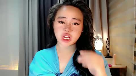 Snapshot of urnaughty_ceciliaxxx chatting on 10.11.25 cecilia online show from 10.11.25