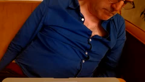 Dutchsoftie online show from 10.04.25