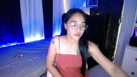 urpetit_soflexx online show from 05.06.26