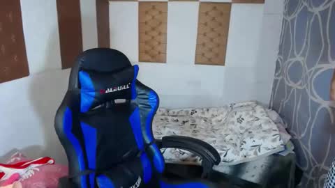 urpinay_cassy online show from 02.18.25