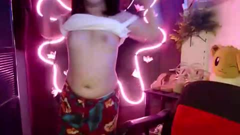 Pia online show from 11.13.25