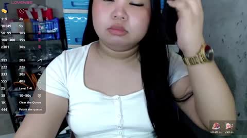 Snapshot of urpinayslutxxx chatting on 01.27.25 Jane online show from 01.27.25