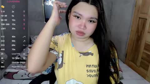 Snapshot of urpinayslutxxx chatting on 04.30.26 Jane online show from 04.30.26