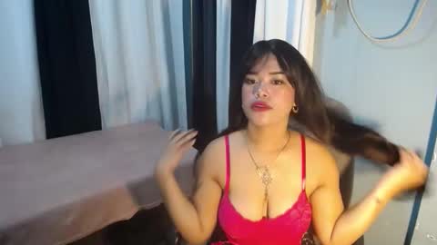 urqueen_boobsxx online show from 04.06.26